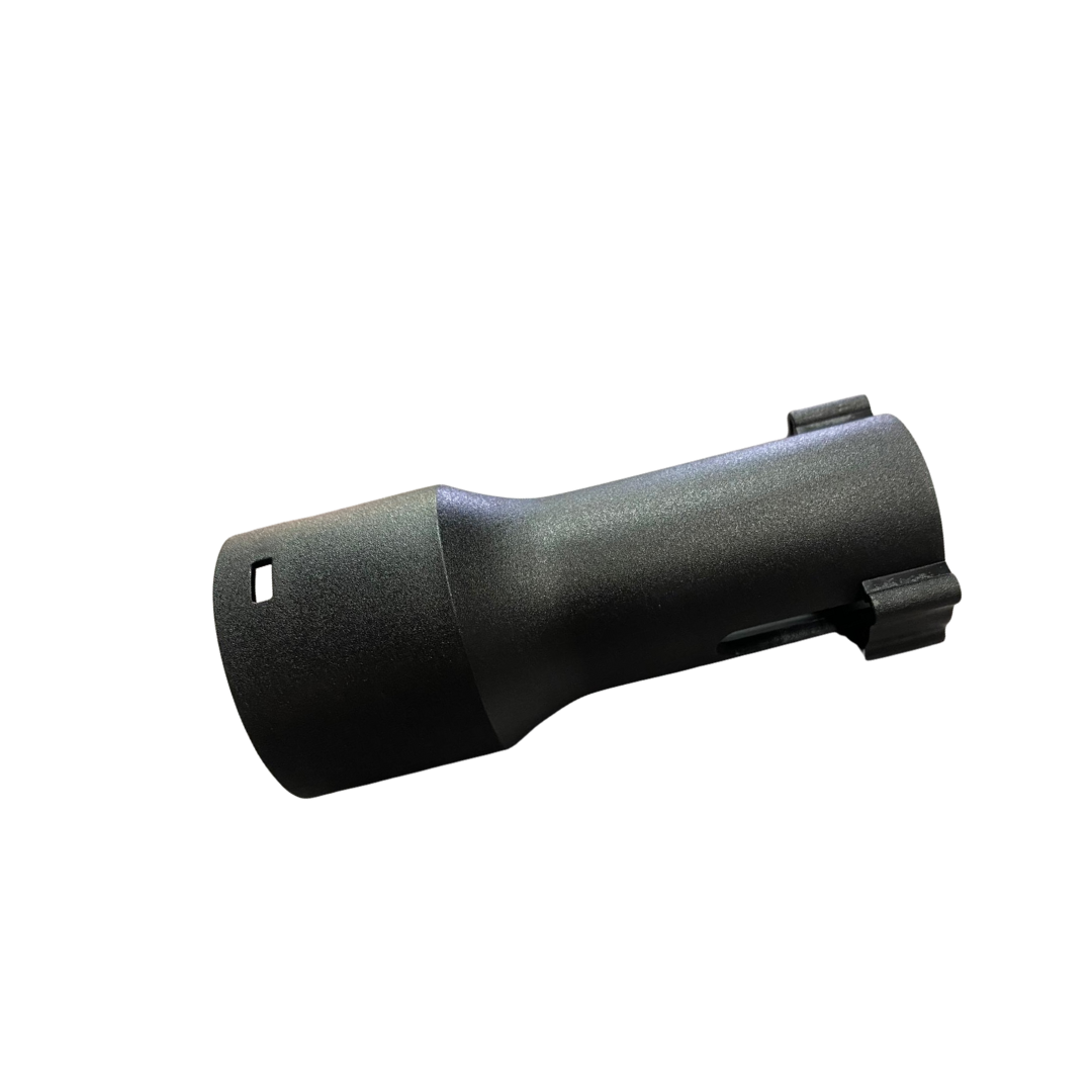 accessorio-nero-in-plastica-a-tubo