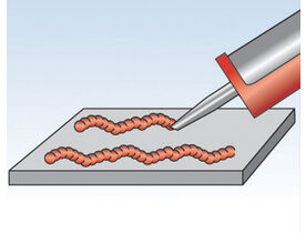 istruzione uso sigillante: stenderlo con beccuccio inclinato su strisce verticali